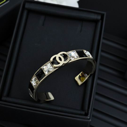 Chanel bracelet 01lyh80 (1)