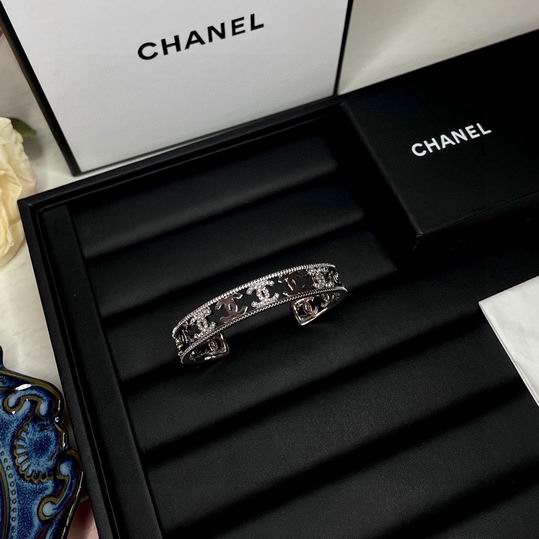 Chanel bracelet 11lyh103 (1)