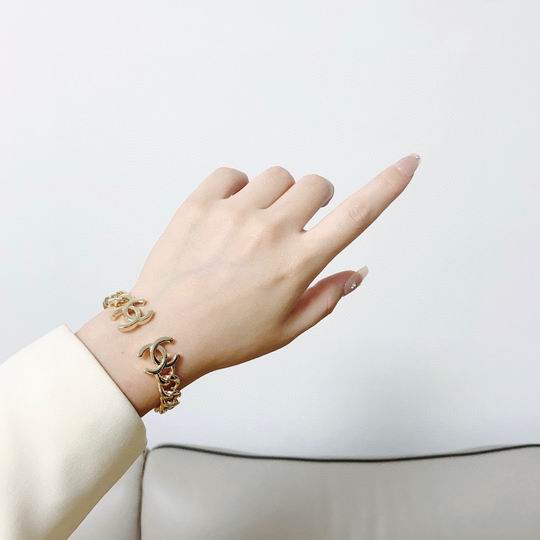 Chanel bracelet 11lyh115 (1)