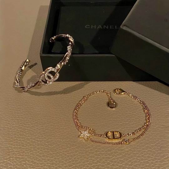 Chanel bracelet 11lyh112 (1)