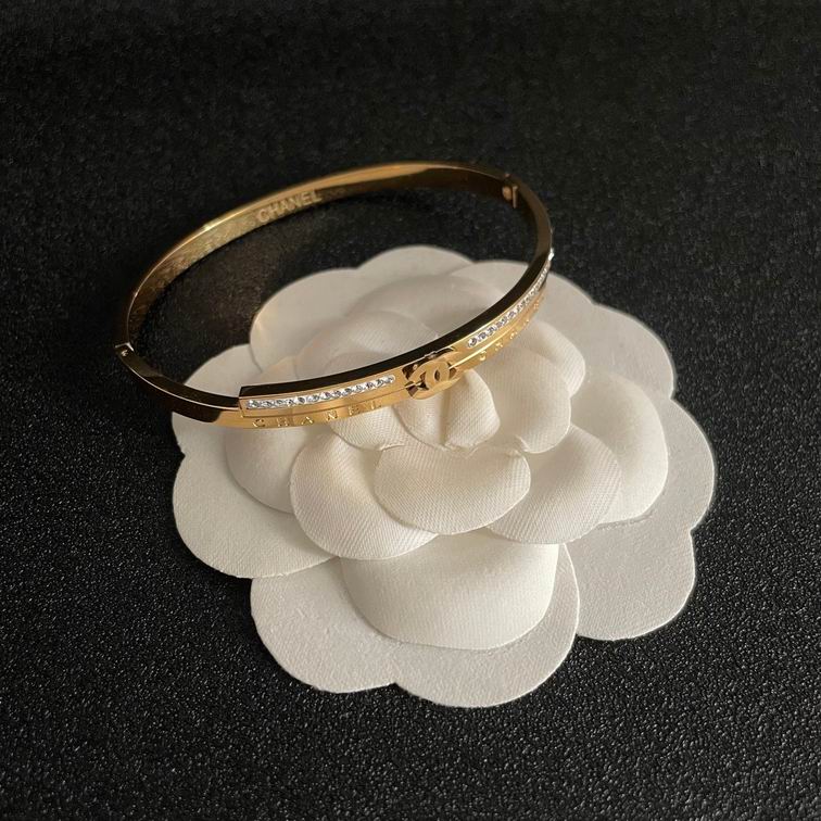 Chanel bracelet 11lyh96 (1)