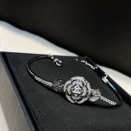 Chanel bracelet 12lyh52 (1)