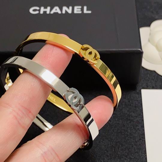 Chanel bracelet 11lyh136 (1)