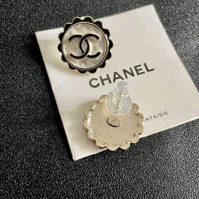 Chanel Earring 06yxh64 (1)