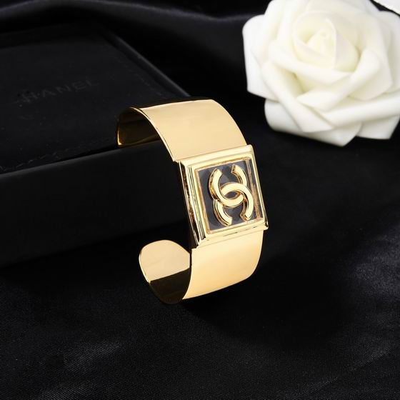 Chanel bracelet 12lyh69 (1)