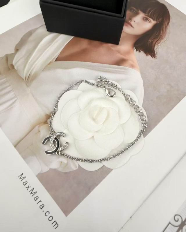 Chanel bracelet 05yxh08 (1)