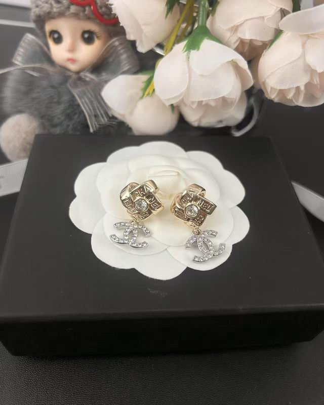 Chanel Earring 06yxh45 (1)