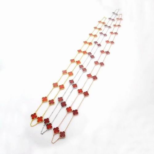 Van Cleef & Arpels necklace 05lyh37 (1)