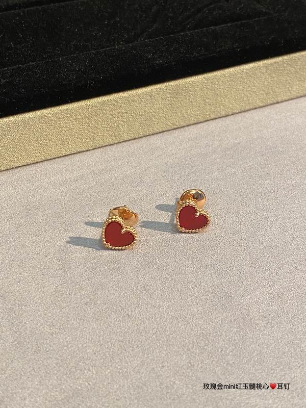 Van Cleef & Arpels earring 03lyh28 (1)