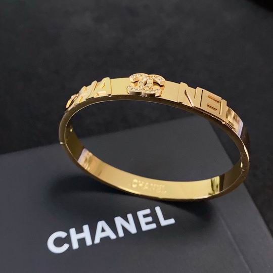 Chanel bracelet 12lyh28 (1)