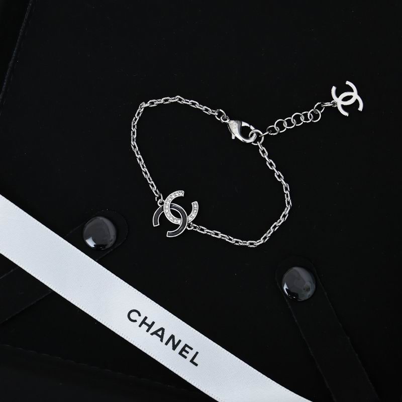 Chanel bracelet 05yxh02 (1)