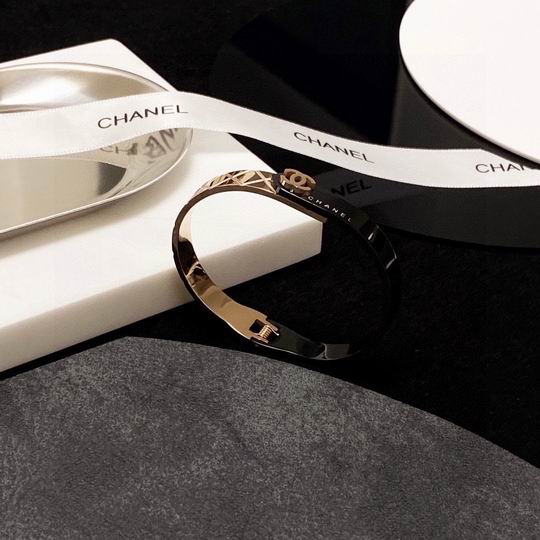 Chanel bracelet 11lyh138 (1)