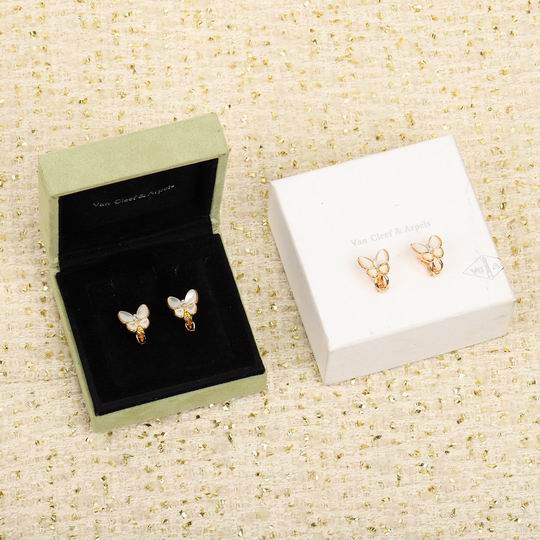 Van Cleef & Arpels earring 04lyh15 (1)