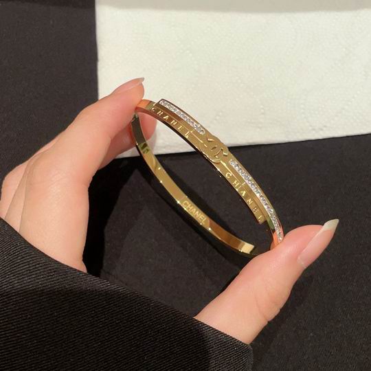 Chanel bracelet 11lyh96 (1)