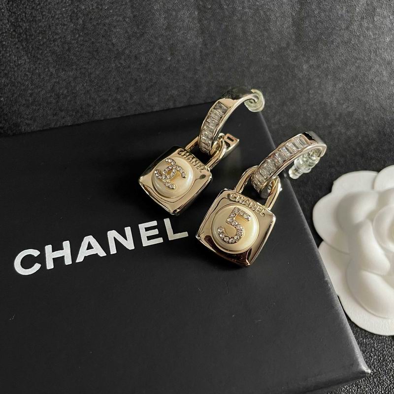 Chanel Earring 07yxh58 (1)