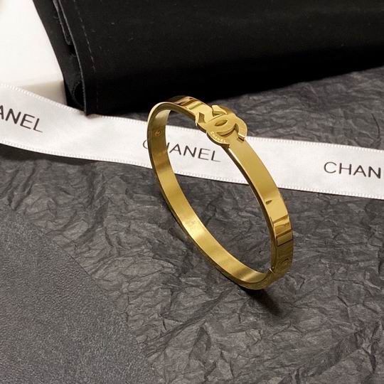 Chanel bracelet 11lyh127 (1)