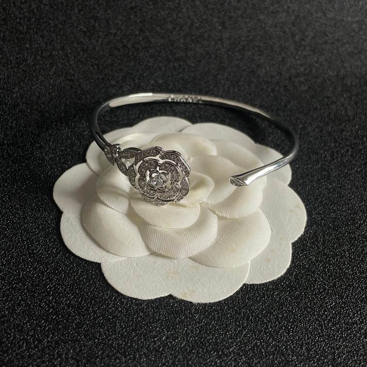 Chanel bracelet 11lyh194 (1)