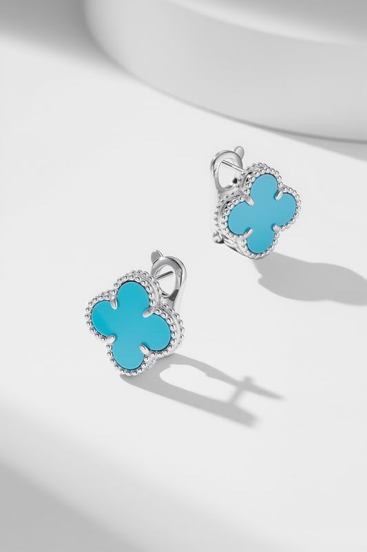 Van Cleef & Arpels earring 05yxh03 (1)