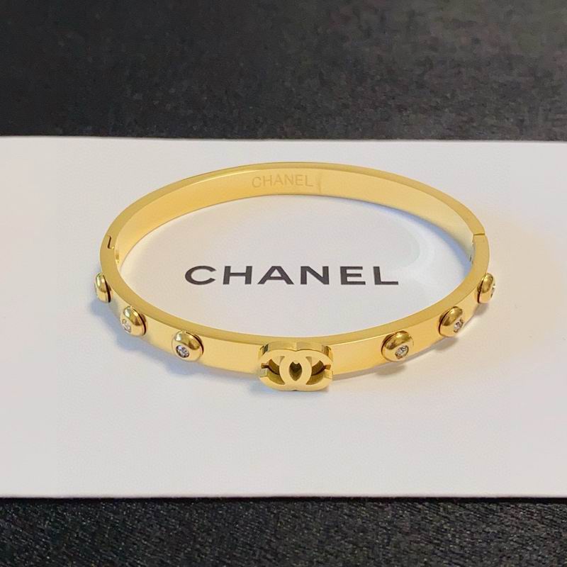 Chanel bracelet 05yxh13 (1)