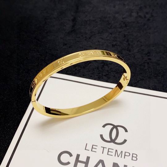 Chanel bracelet 11lyh151 (1)
