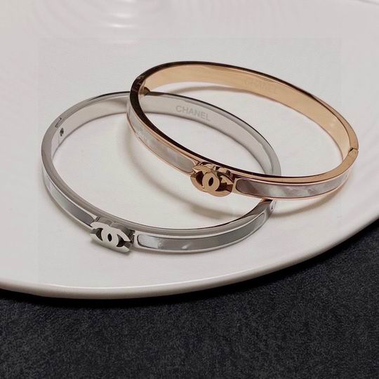 Chanel bracelet 11lyh125 (1)