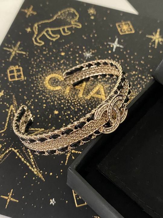 Chanel bracelet 11lyh188 (1)