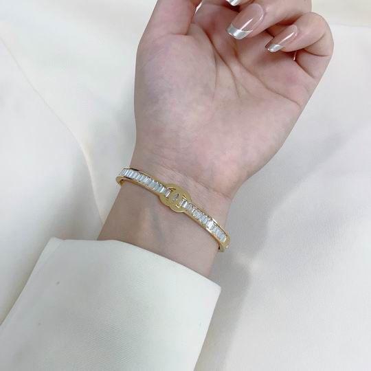 Chanel bracelet 11lyh92 (1)