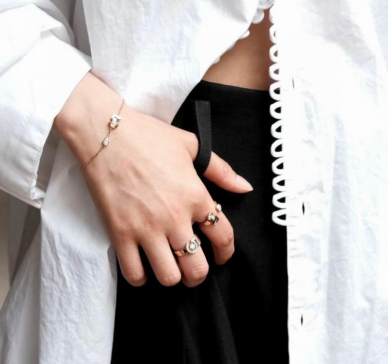 Chanel bracelet 05yxh23 (1)