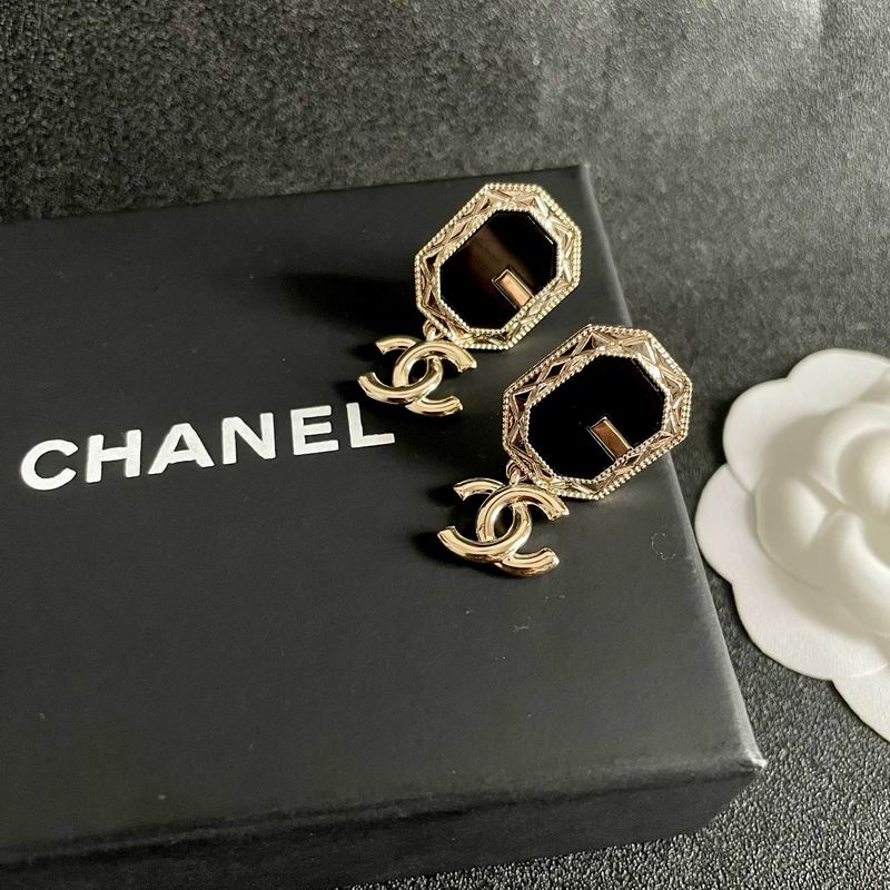 Chanel Earring 06yxh57 (1)