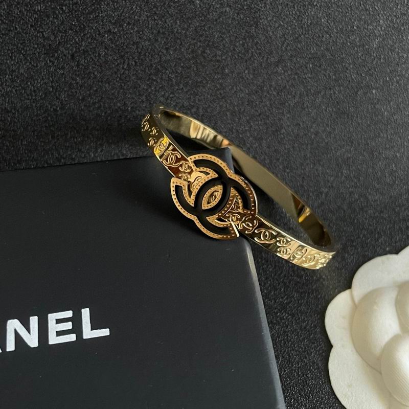 Chanel bracelet 05yxh11 (1)