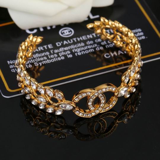 Chanel bracelet 12lyh57 (1)