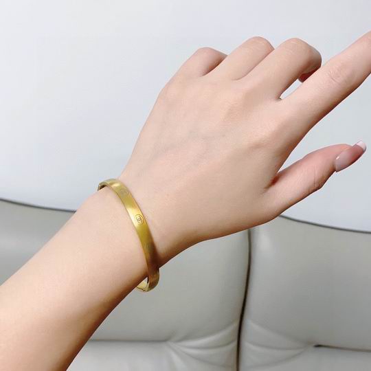 Chanel bracelet 11lyh120 (1)