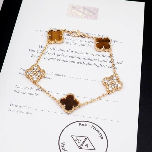 Van Cleef & Arpels bracelet 12lyh38 (1)