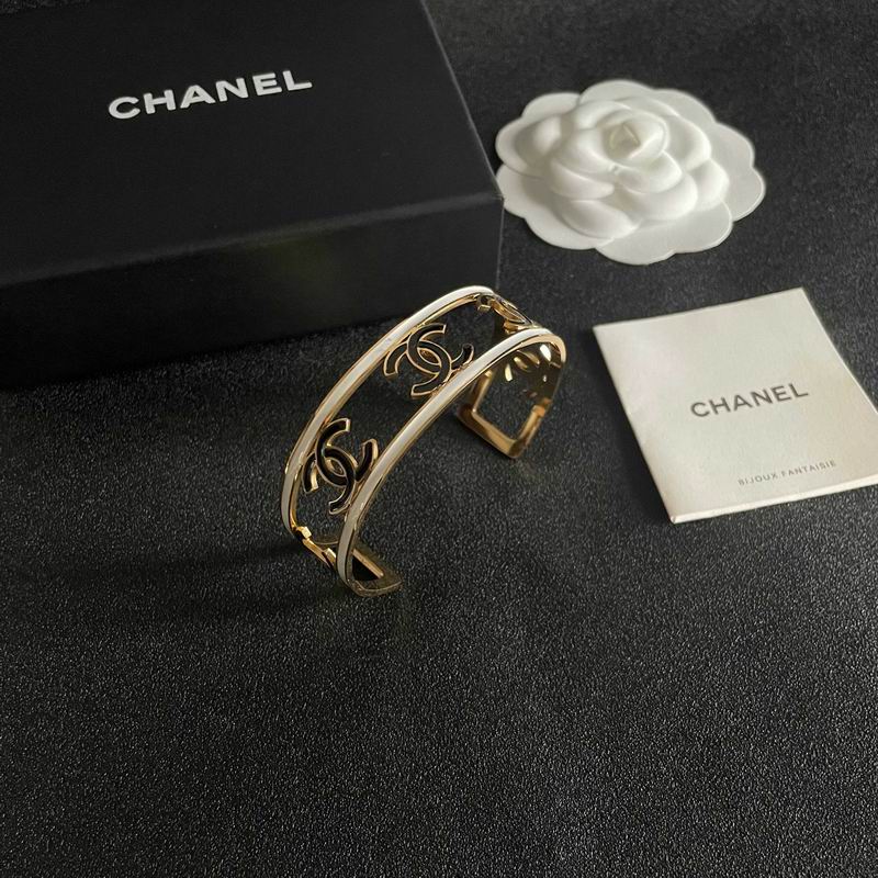 Chanel bracelet 05yxh16 (1)