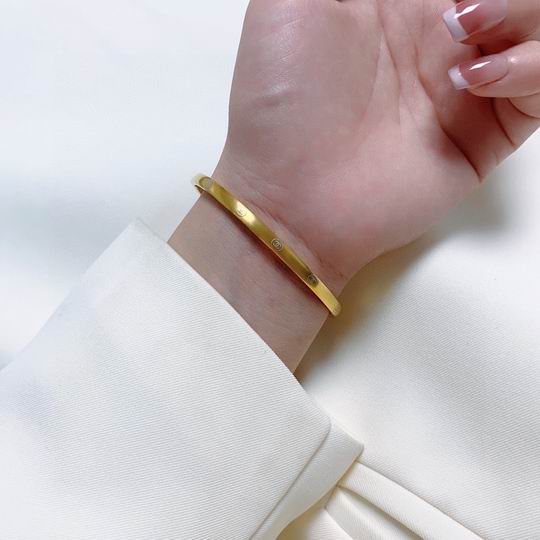 Chanel bracelet 11lyh120 (1)