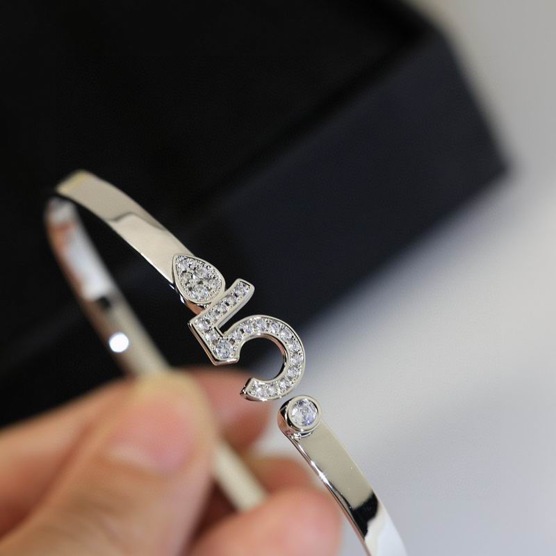 Chanel bracelet 05yxh28 (1)