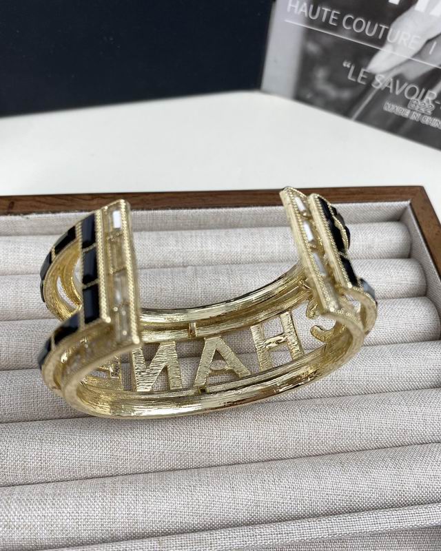 Chanel bracelet 06yxh02 (1)