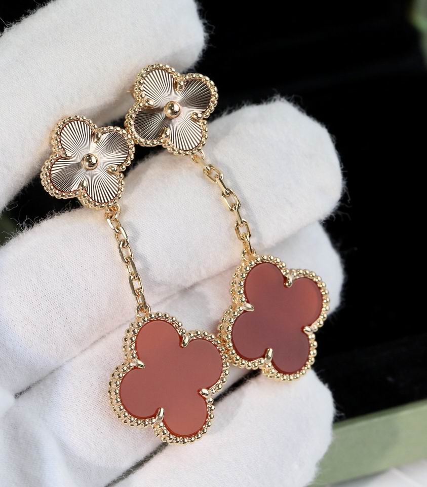 Van Cleef & Arpels earring 04lyh08 (1)