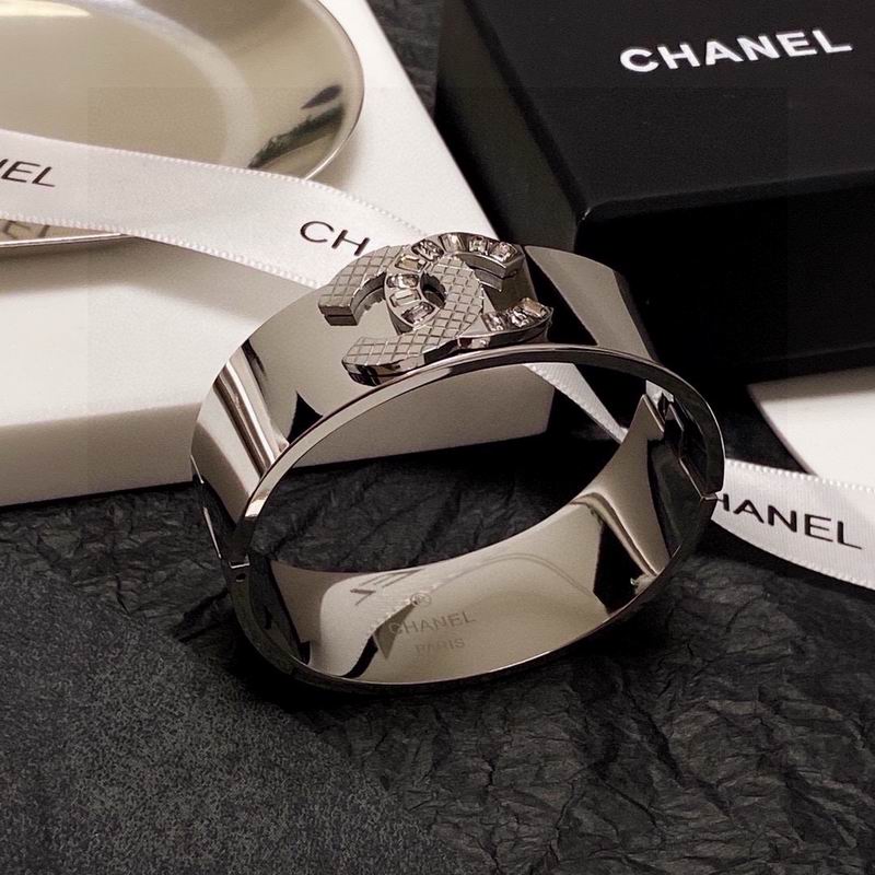 Chanel bracelet 05yxh18 (1)