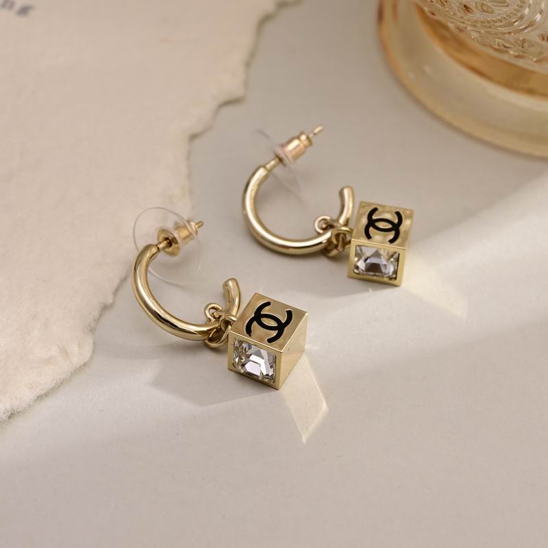 Chanel Earring 06yxh52 (1)