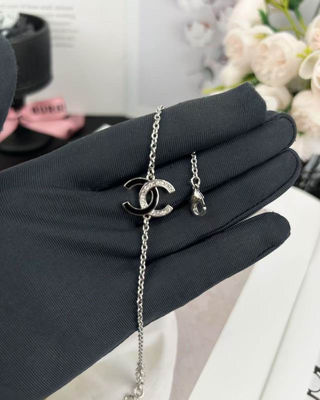 Chanel bracelet 05yxh08 (1)