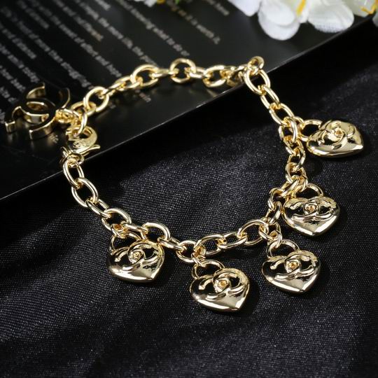 Chanel bracelet 12lyh55 (1)