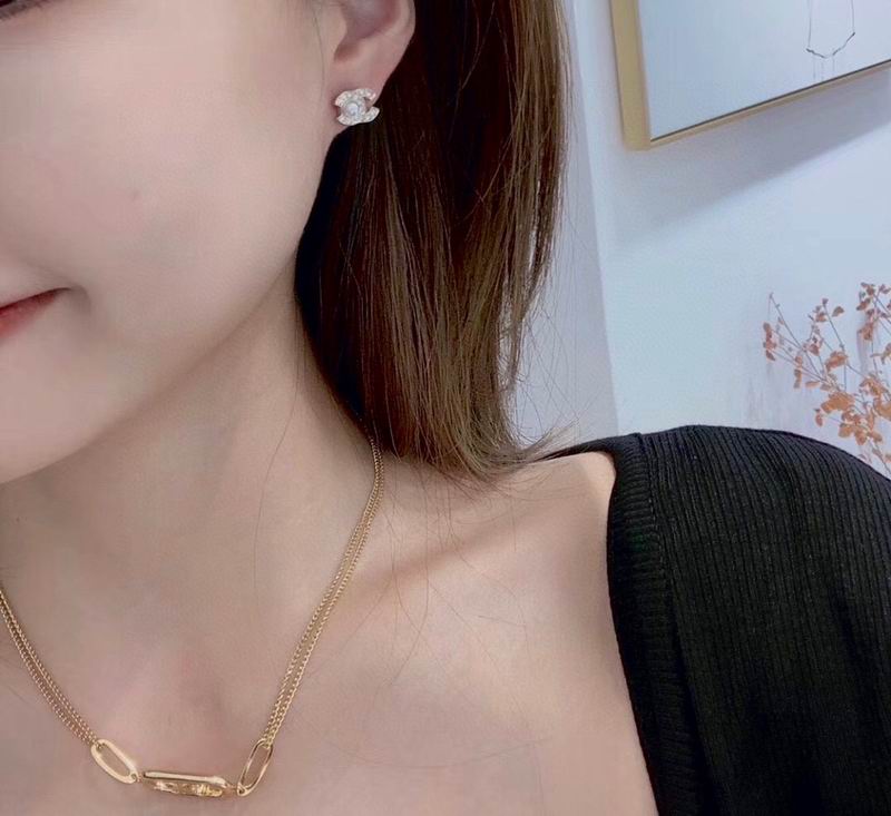 Chanel Earring 07yxh91 (1)