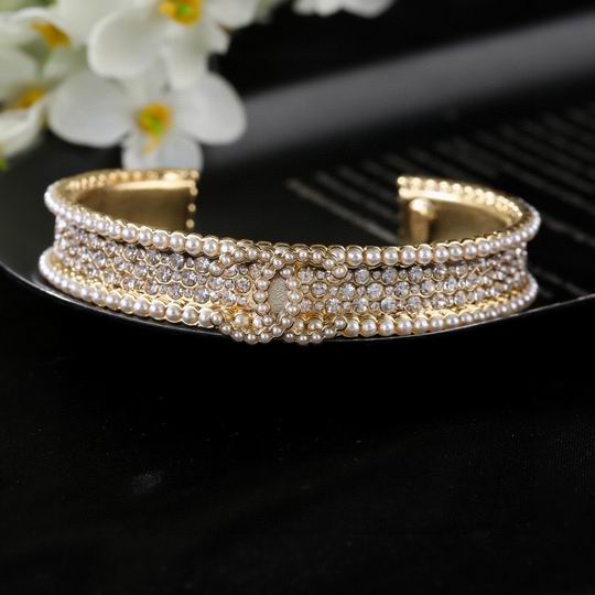Chanel bracelet 12lyh61 (1)