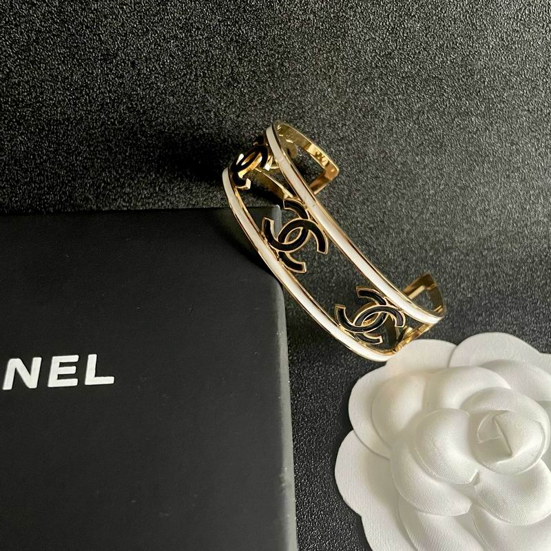 Chanel bracelet 05yxh16 (1)