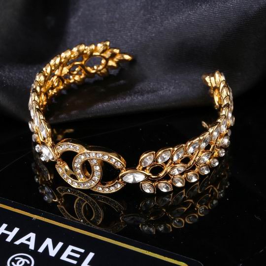 Chanel bracelet 12lyh57 (1)