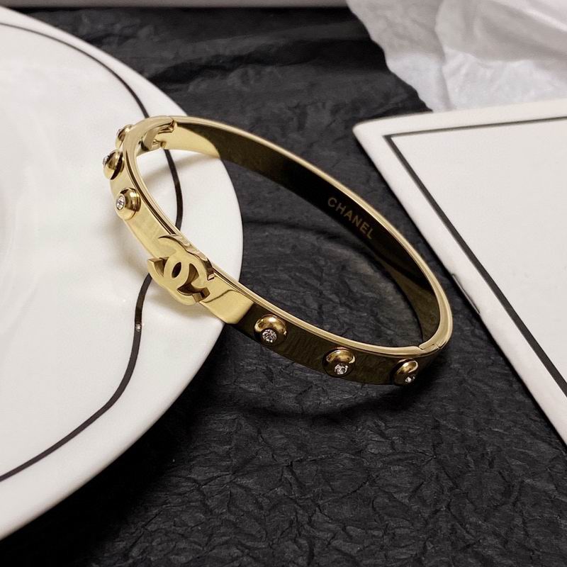 Chanel bracelet 2lyx42 (9)
