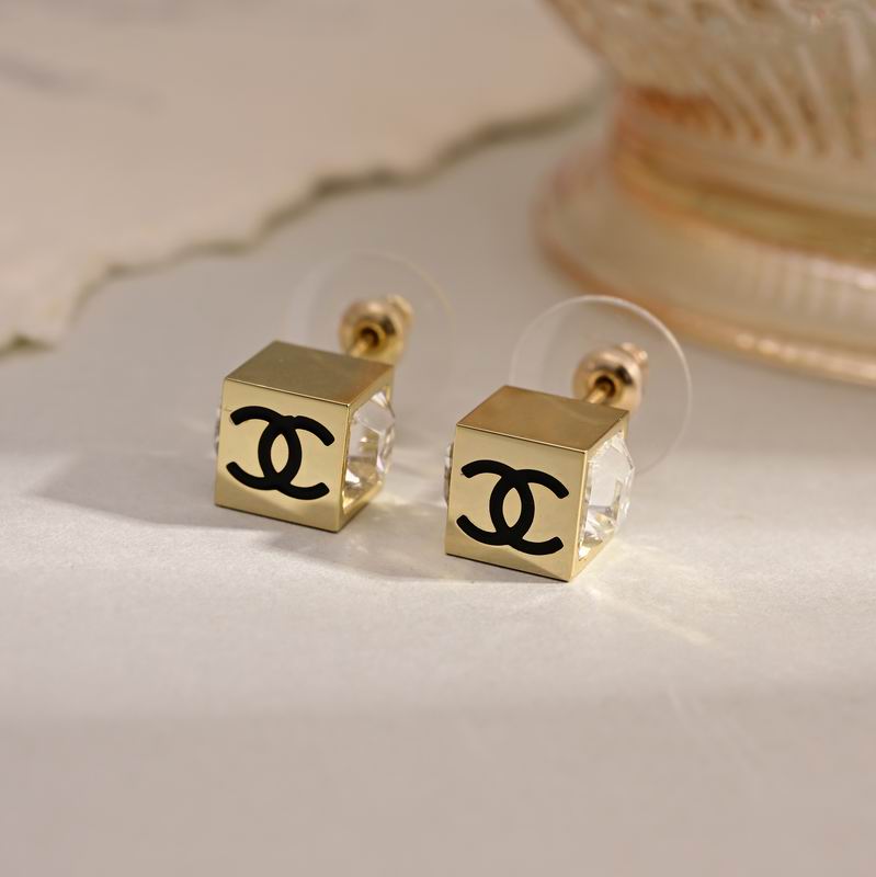 Chanel Earring 06yxh52 (1)