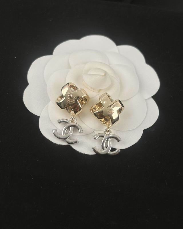 Chanel Earring 06yxh45 (1)