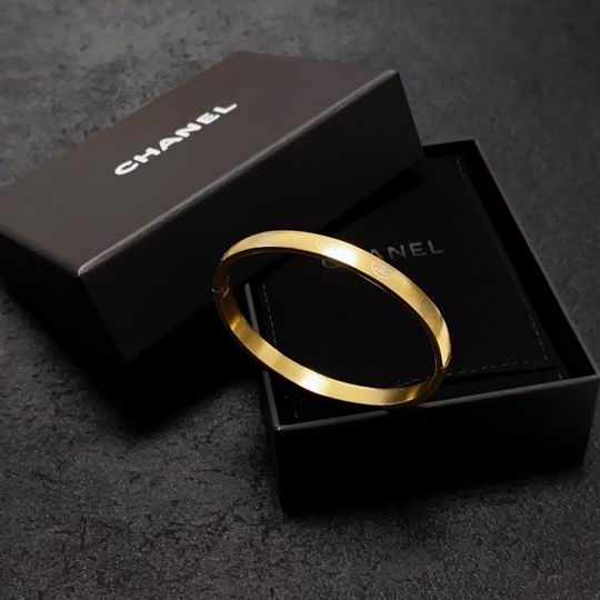 Chanel bracelet 11lyh161 (1)